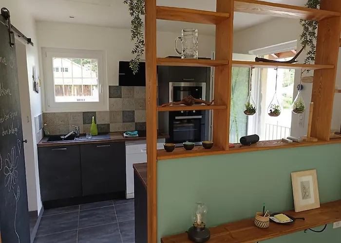 Apartment Avec Balcon Et Jardin